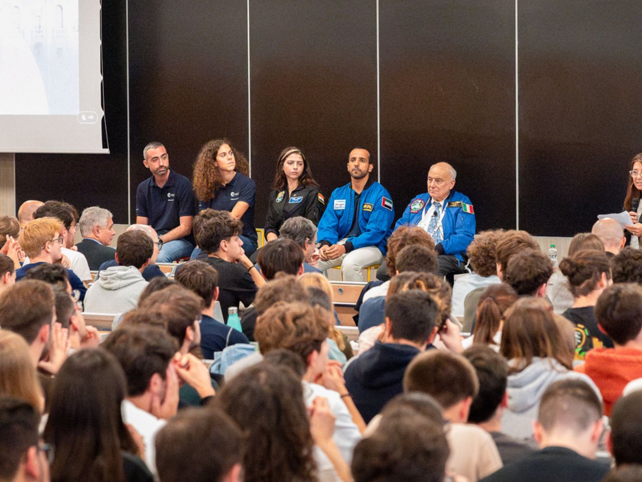 Incontro degli astronauti al Politecnico class=